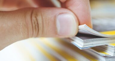 Публикуван е първият специален брой на Journal of Dental Research за дентални материали и технологии