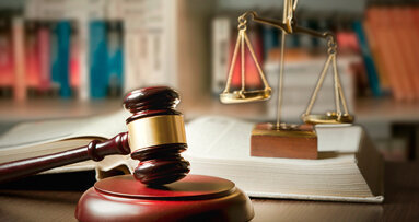 Per il CdS gli Ordini non possono negare il diritto alla pubblicità degli iscritti né imporre tariffe di mercato alterando le regole della concorrenza