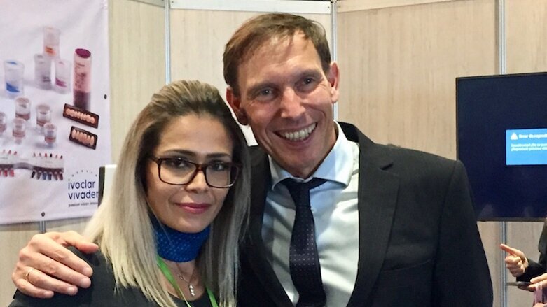 Ivoclar presenta sus resinas de alta estética