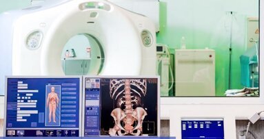 Efikasnost terapije svetlošću u tretmanu oralnog mukozitisa