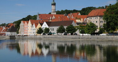 Implantologie im Stadttheater