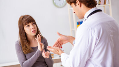 Students of dental sciences in Australia lack education about deaf patients