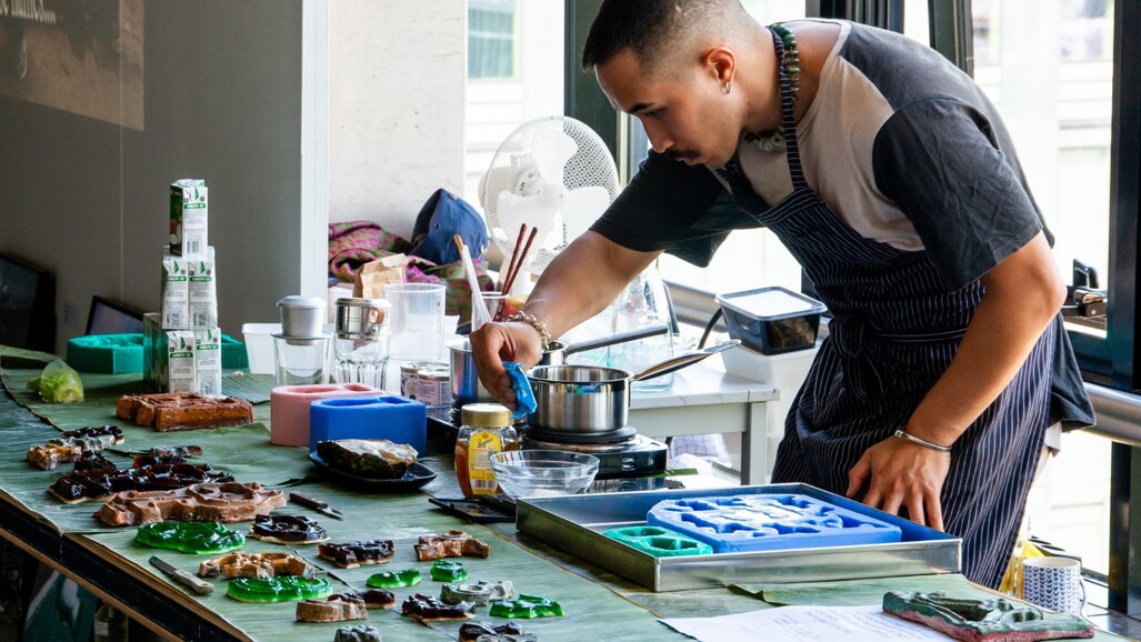 Meer dan tandarts: Đăng-Vũ Đặng – kunstenaar