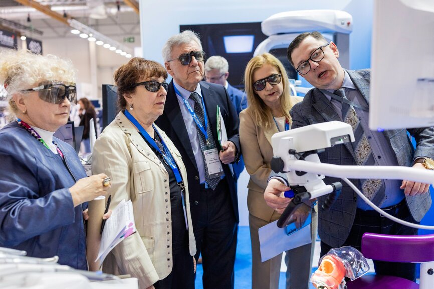 Jednym z kluczowych tematów tegorocznych targów będzie integracja technologii cyfrowych w praktyce stomatologicznej. (Zdjęcie: KRAKDENT)