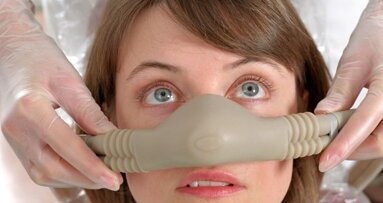 Inspectie: extra controle op lachgas en narcose