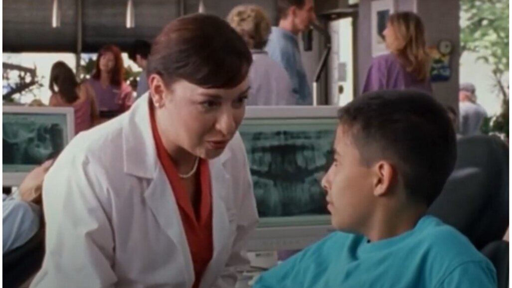 Suburban madness (2004), geregisseerd door Robert Dornhelm: Orthodontist vermoordt haar man