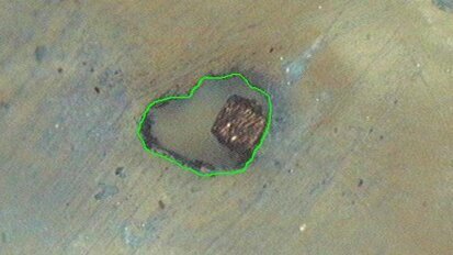 Accuracy and consistency of four electronic apex locators in the presence of different irrigants