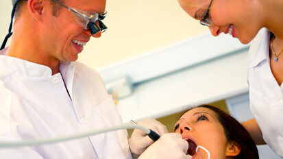 “Internationale zwarte lijst voor tandartsen na zaak-Thiel”