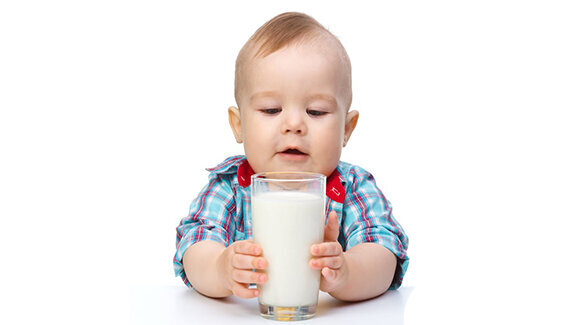Флуорът в млякото намалява зъбните кариеси