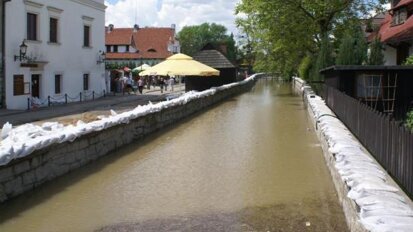 Naczelna Rada Lekarska pomoże lekarzom, którzy ucierpieli w wyniku powodzi