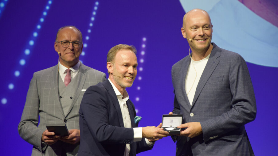 From left: Prof. Henning Schliephake, co-chair of the meeting; EAO President Dr Ronald E. Jung, and Prof. Florian Beuer, co-chair of the meeting and president of the DGI.