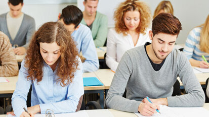 Uni W/H: Mehr Studienanwärter denn je