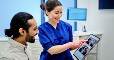 Studien bestätigen Vorteile robotergebogener SureSmile-Drähte