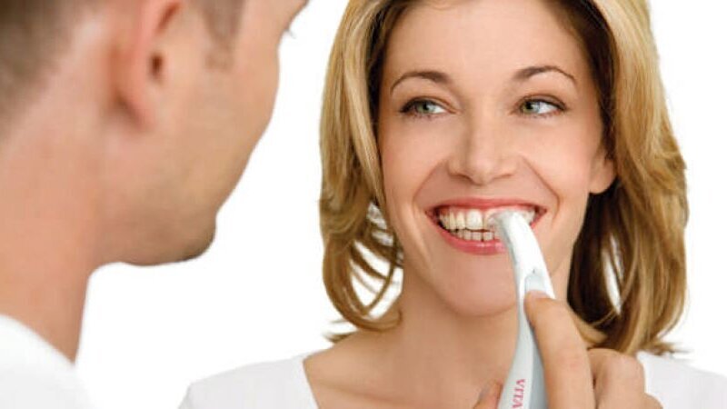 VITA Easyshade Compact: la prochaine étape de prise de teinte