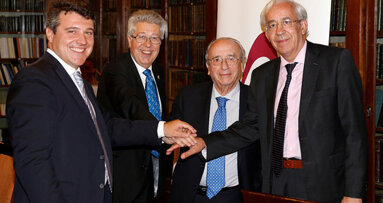 Alianza multidisciplinar para mejorar la salud bucodental en el “Día Europeo de la Periodoncia”