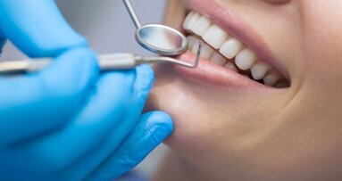 De Nieuwe Tandarts: oude wijn in nieuwe zakken?