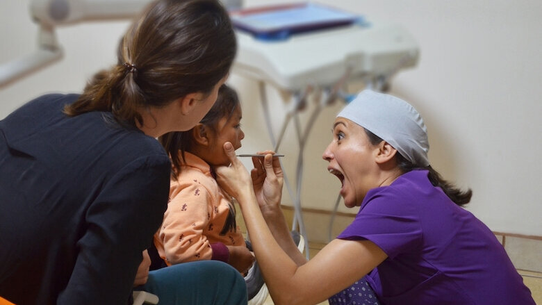 Dentsply Sirona supports dentists delivering dental care in Guatemala