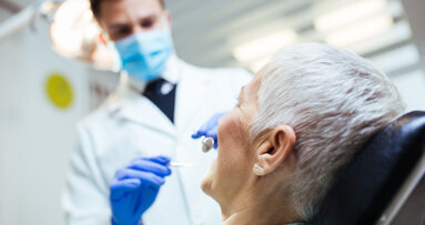 Treatment of severe oral pathology in pre-geriatric patients: A proposal for a clinical protocol for same-day dentistry