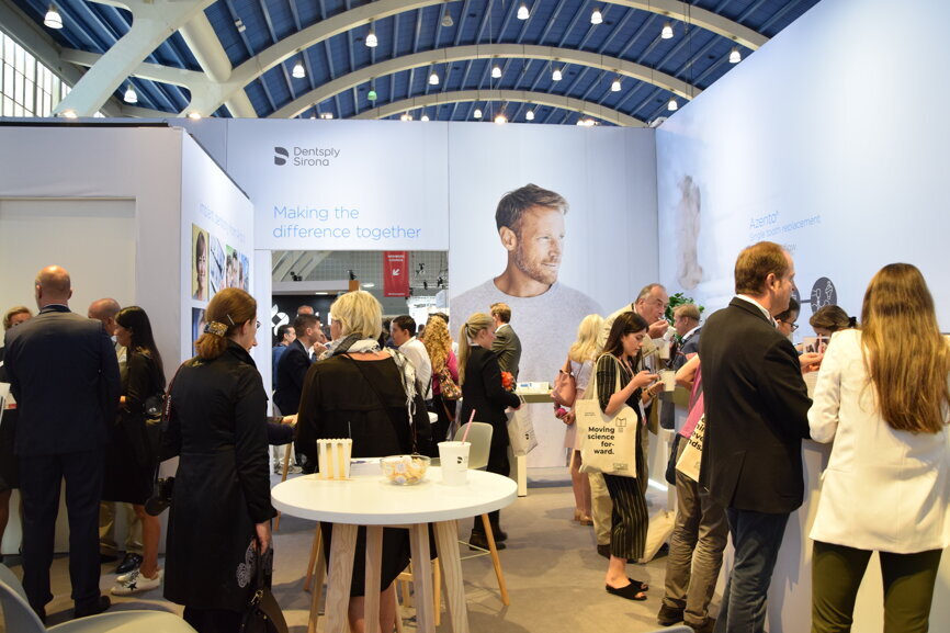 The Dentsply Sirona hospitality suite at the congress. (Photograph: Franziska Beier, DTI)