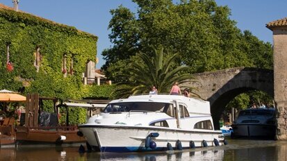 Alpha Dent symposium heads to France