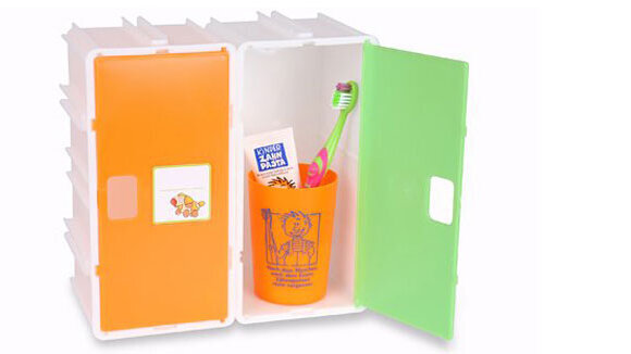 Neue Box für die Zahnbürste in der KiTa