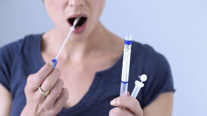 A saliva pode ser um promissor biomarcador na pesquisa do mal de Alzheimer