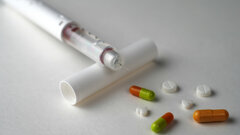 Nghiên cứu cho thấy mối liên hệ giữa bệnh tiểu đường và nguy cơ cao hơn mắc các bệnh lý răng miệng và hàm mặt.