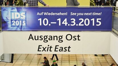 מציגים ומבקרים מראים עניין רב ב IDS 2015