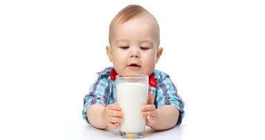 Флуорът в млякото намалява зъбните кариеси