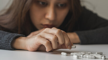 COVID-19 softened decline in US dental opioid prescriptions