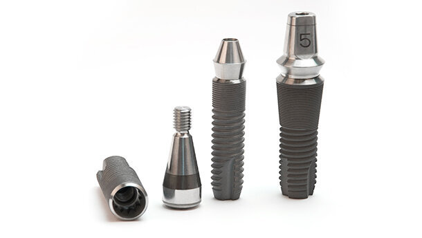 Implantologia dentale: evoluzione o la strada per la rovina?