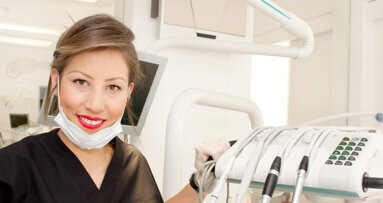 UMF “Carol Davila” organizeaza intalniri informative cu elevii Capitalei