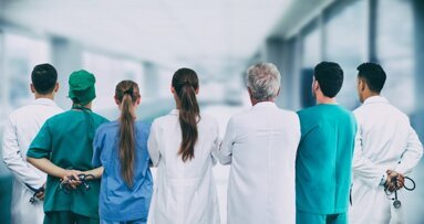 Žádný člověk není ostrov sám pro sebe (ani ortodontista!)