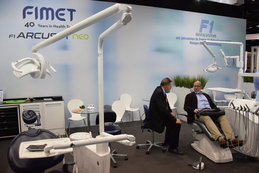 Equipment for the treatment room – individual configuration for your daily practice routine from F1 Dentalsysteme. (Image: Dental Tribune International) 