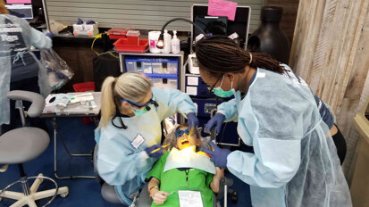 Since 2007, TeamSmile's mission has been to facilitate partnerships between dental professionals, professional sports teams and dental organizations.