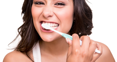 Zahnweiß-Cremes im Test