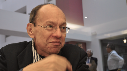 El Dr. Henostroza habla sobre el congreso y homenaje de APORYB