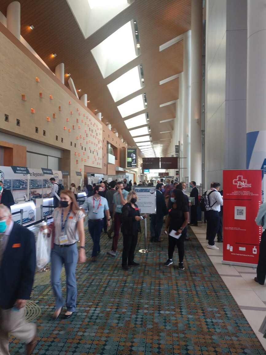 Attendees at AAOMS go to their next events.
