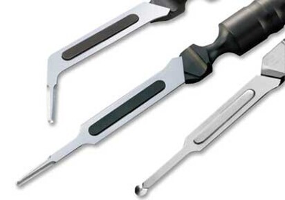 Feather Microsurgical Blades