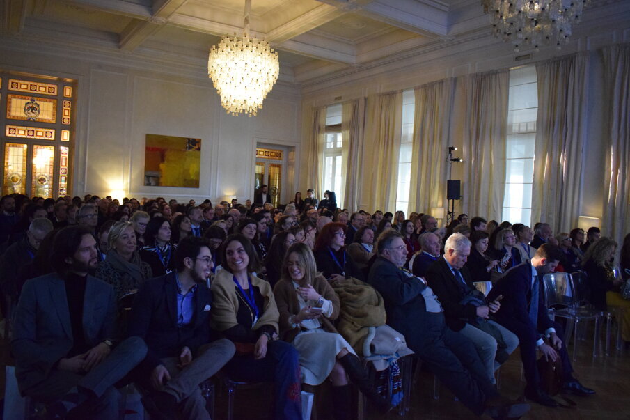 Sala Plenaria (© Tueor Servizi).