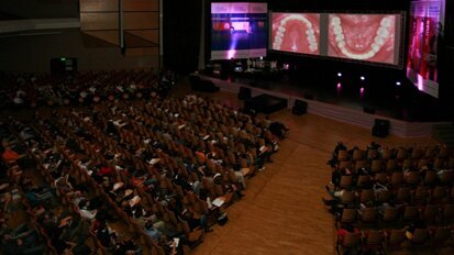 Prvoklasni trening dentalne estetike