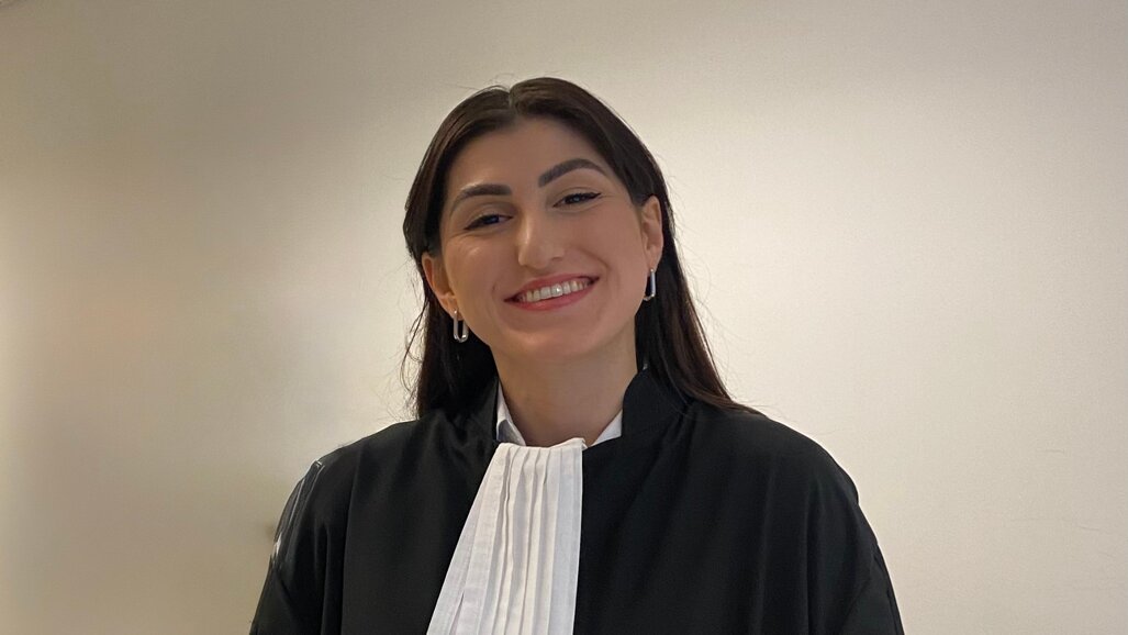 Meer dan tandarts: Ayça Siner – jurist