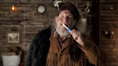 Marketing expert shows dentists how to put their message on the big screen