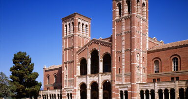 Πρόγραμμα εμφυτευματολογίας σε Αθήνα και Los Angeles (UCLA)