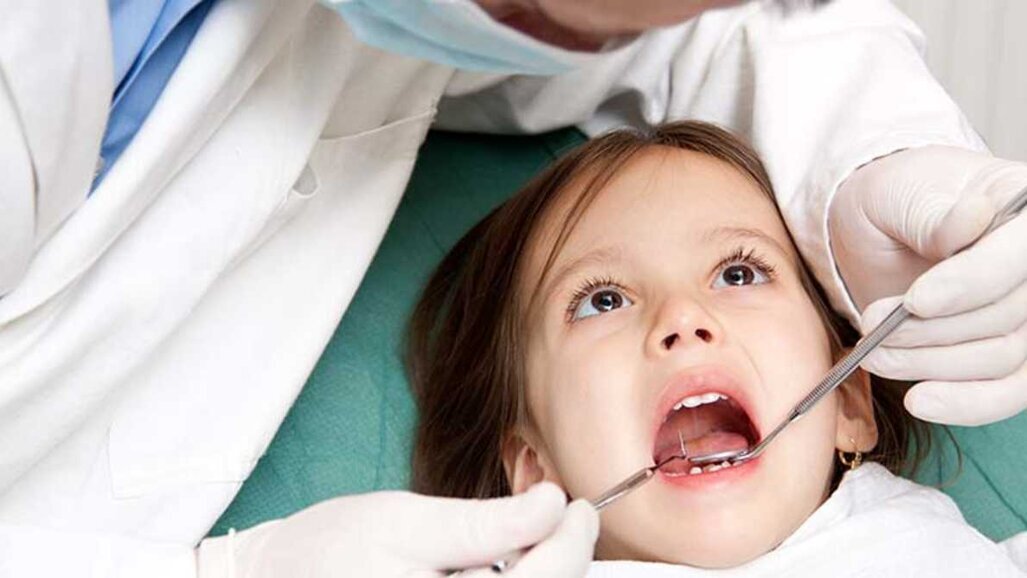 Estudo relaciona infecções orais na infância e aterosclerose carotídea em adultos