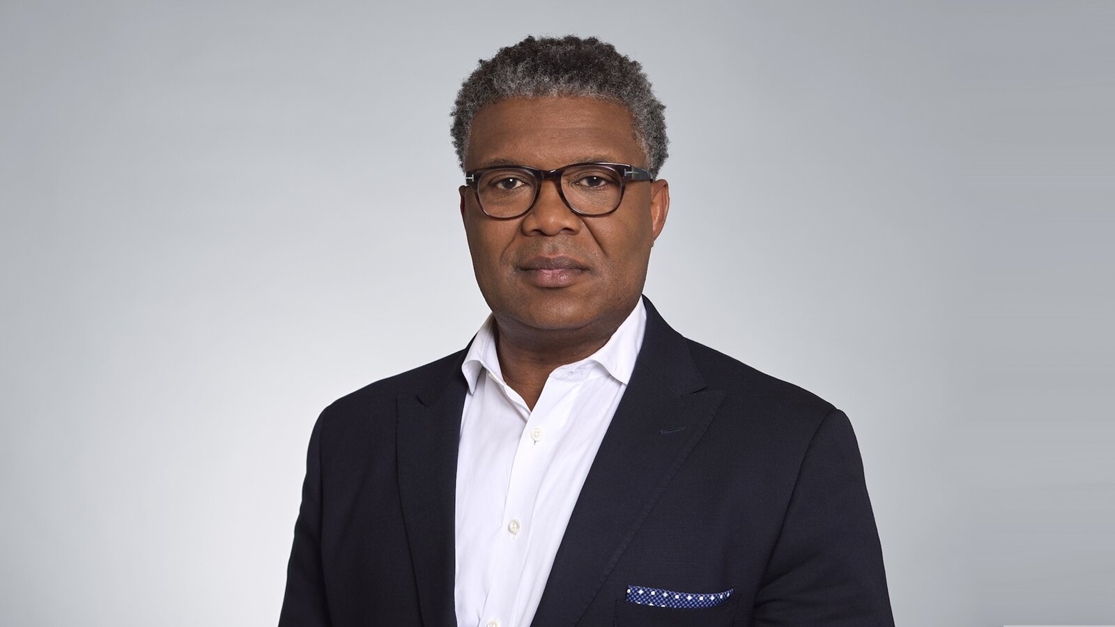 Henry Schein nombra a Frederick M. Lowery como CEO 