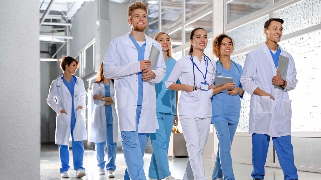 Medizinische Fakultät Bern setzt auf innovative Führung