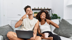 Perfekte Zähne online – und plötzlich zweifelt man am eigenen Lächeln