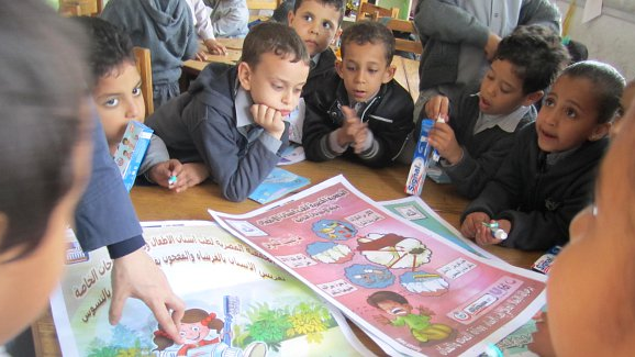 Обучението за орално здраве достигна до майките