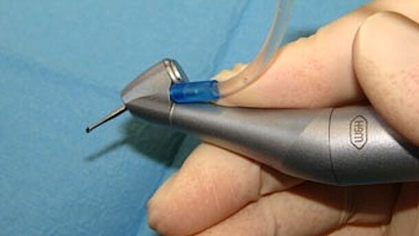 El primer contra-ángulo de 45 grados